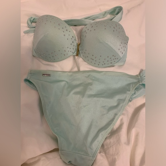 Victoria’s Secret rhinestone bikini - Picture 4 of 4